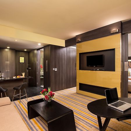 Novotel Kolkata Hotel&Residences Exteriér fotografie Suite at the hotel