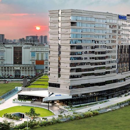 Novotel Kolkata Hotel&Residences Exteriér fotografie The Westin Dhaka