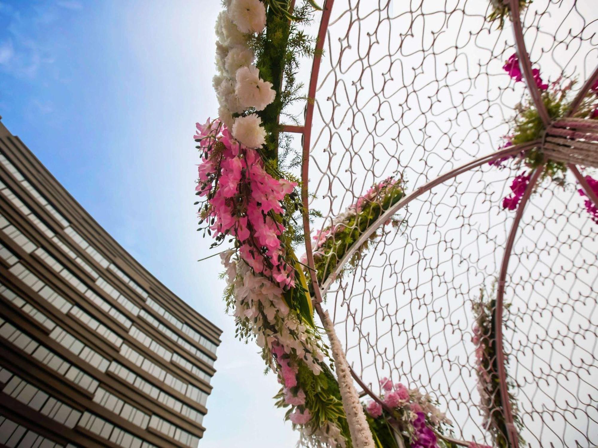 Novotel Kolkata Hotel&Residences Exteriér fotografie The Flower Dome