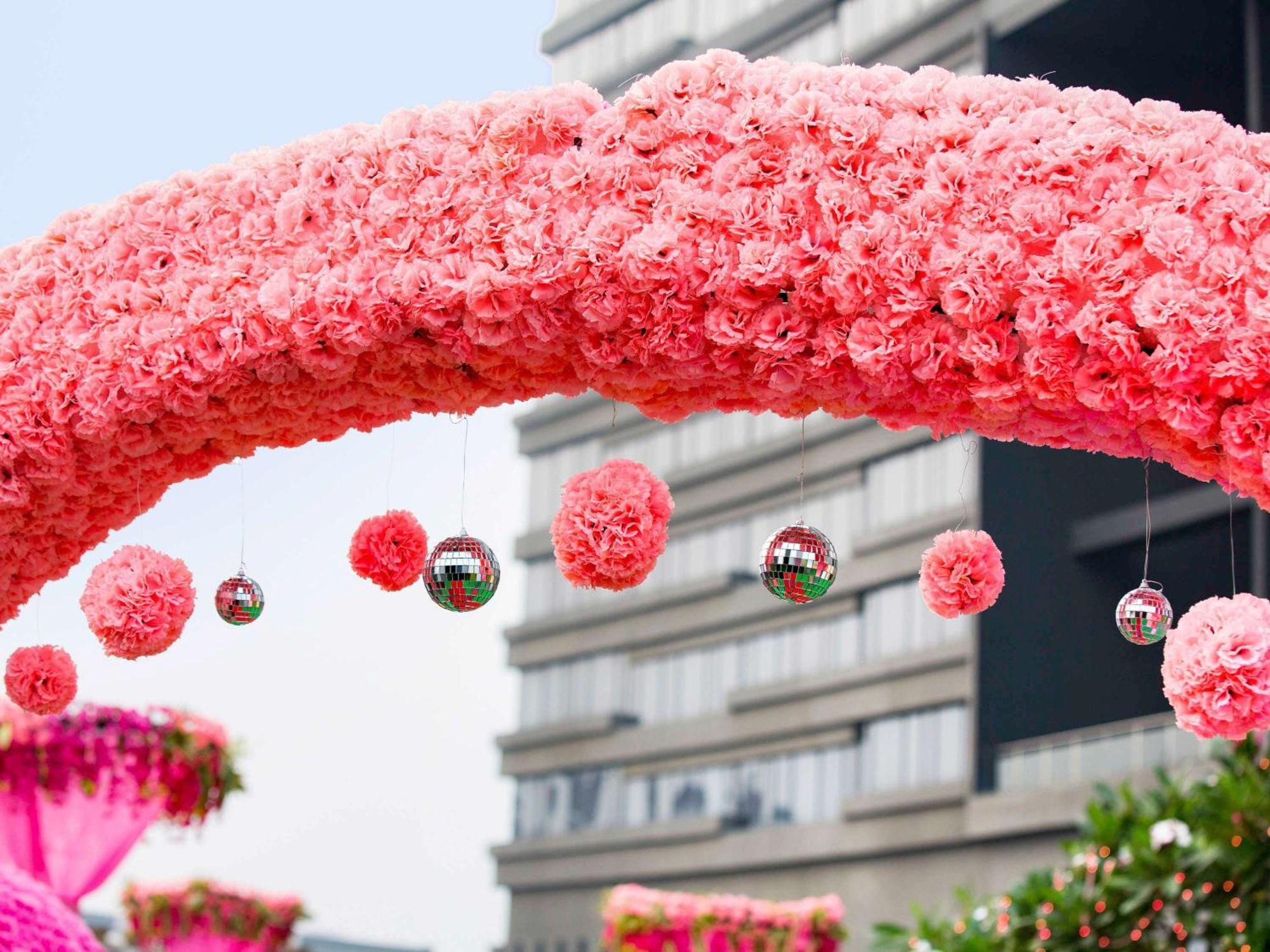 Novotel Kolkata Hotel&Residences Exteriér fotografie Flower Festival in Japan