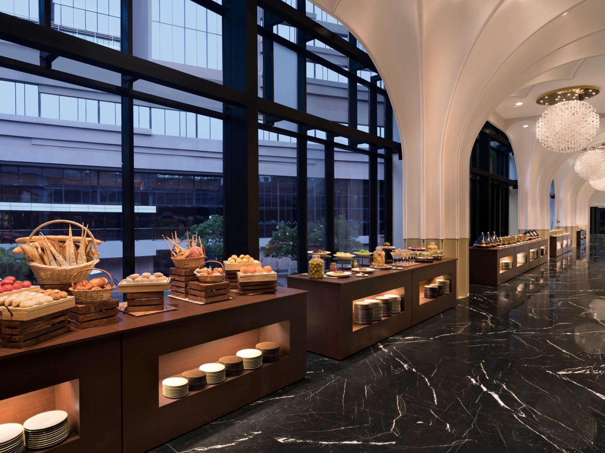 Novotel Kolkata Hotel&Residences Exteriér fotografie The Lobby